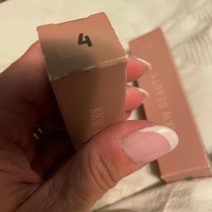 KKW BEAUTY concealer